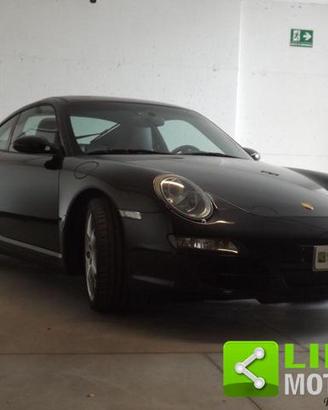 PORSCHE 911 Carrera 4S Coupé