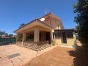 carini-piraineto-villa-in-residence-privato