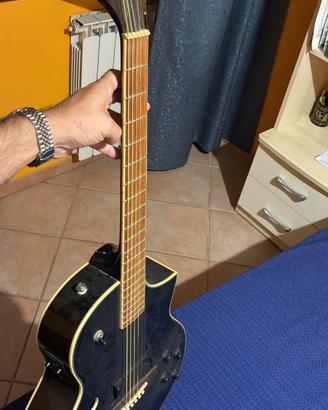 Chitarra ibanez e amplificatore marshall