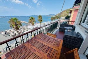 4 LOCALI A SESTRI LEVANTE