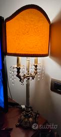 2 lampade retrò più tavolino 