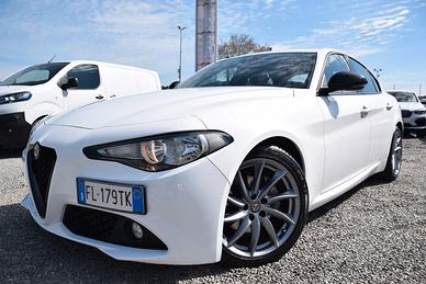 Alfa Romeo Giulia ALFAROMEO 2.2TD 150CV AT8 CRUISE