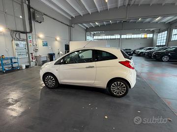 Ford ka titanium