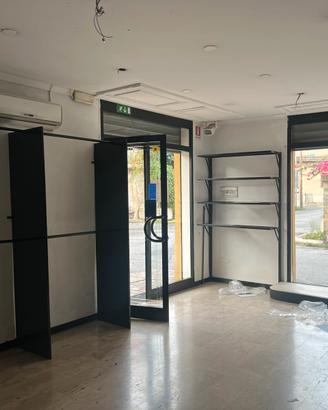 Magazzino centro di Gioia Tauro