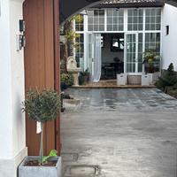 Mossa, casa in linea ristrutturata