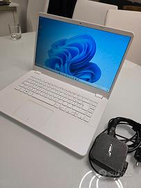 Computer portatile pc Asus F505B  1000Gb  8gb ram 