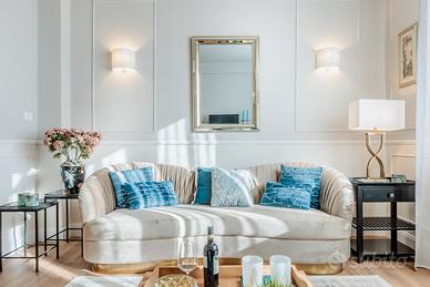 Elegante appartamento con garage a 20mt spiaggia