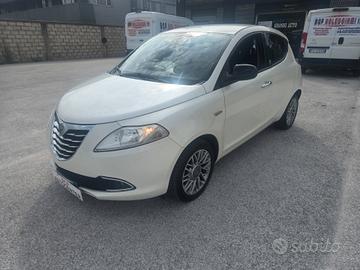 Lancia Ypsilon 1.2 69 CV 5 porte GPL Ecochic Gold