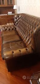Divano originale Chesterfield modello Monk