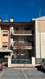 Privato vende appartamento