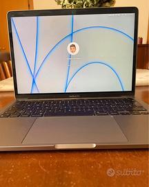 MacBook Pro M2 13” 2022 con touchbar