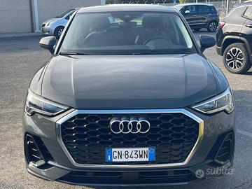 AUDI Q3 SPB 35 TDI S tronic Business Plus Tetto