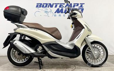 Piaggio Beverly 300 i.e. 2015 + BAULETTO