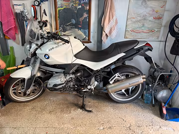 Moto BMW R1200R scarico akrapovic