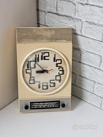 radio orologio  Artime anni 60
.