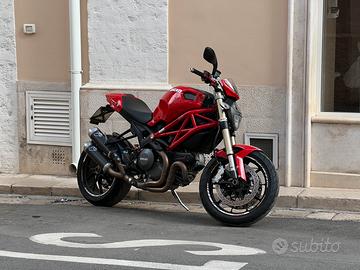 Ducati Monster 1100 EVO