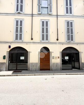 NEGOZIO A LODI