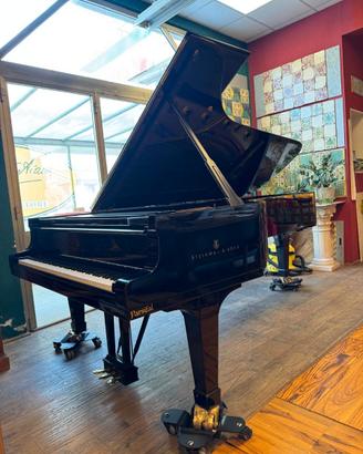 Pianoforte a coda Steinway & Sons