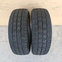 2 gomme Termiche 225 65 16 C 2023 da carico