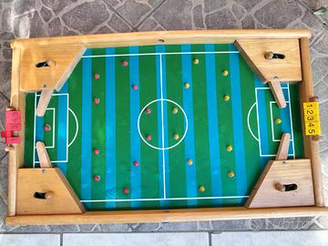 Calcio balilla in legno