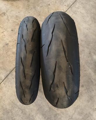 gomme Bridgestone RS11 con 900km  120/70 190/55