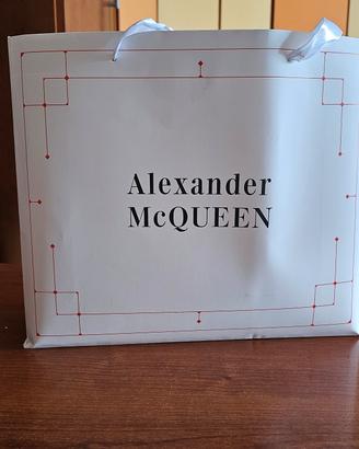 mc Queen 