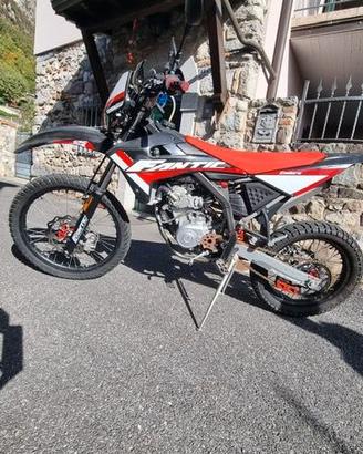 moto FANTIC ENDURO