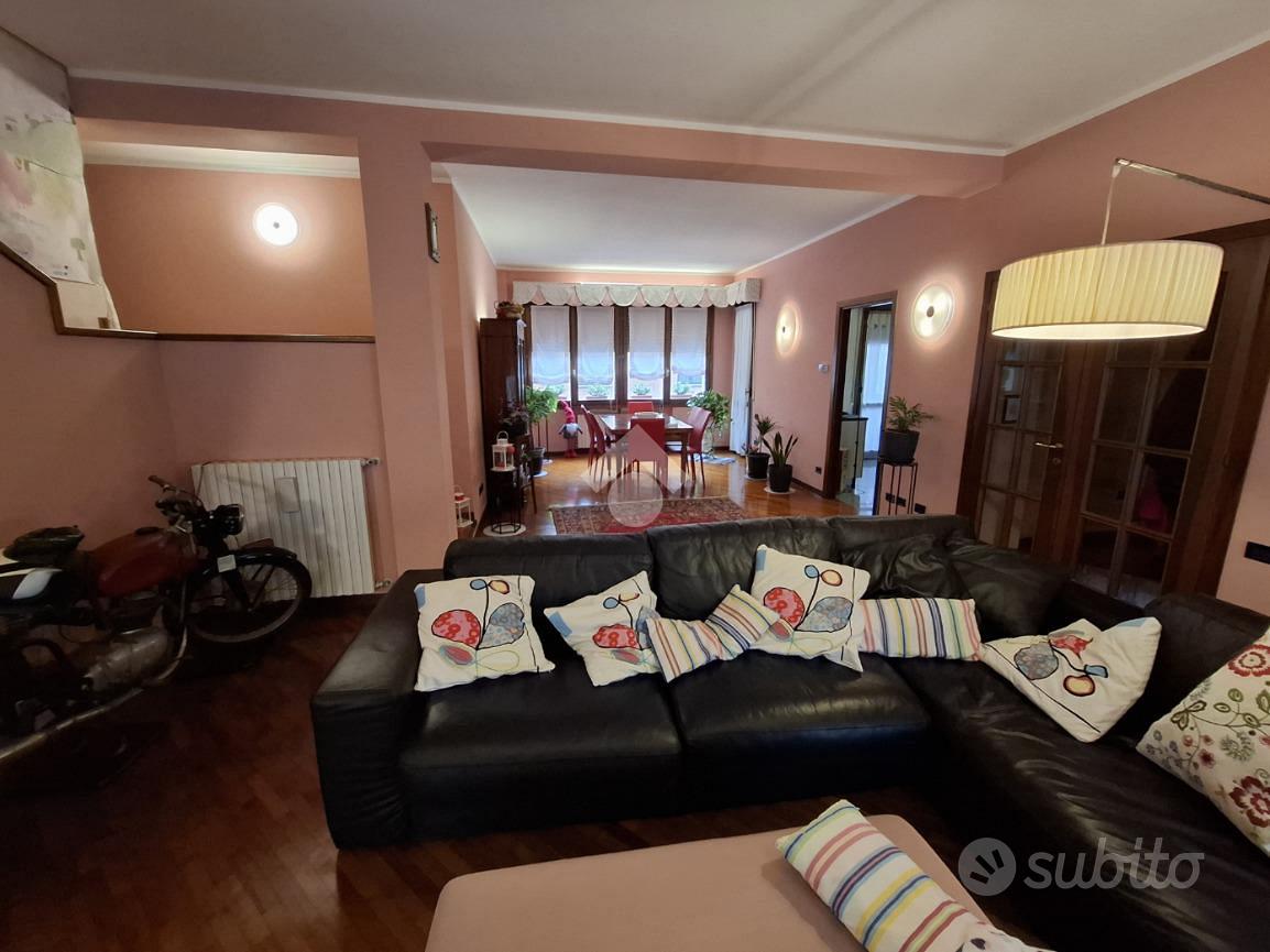 VILLA SINGOLA A CASTEL GUELFO DI BOLOGNA - Vista 6