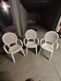 3 sedie in plastica come nuove €30 