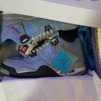 Jordan 4 Retro University Blue 37.5