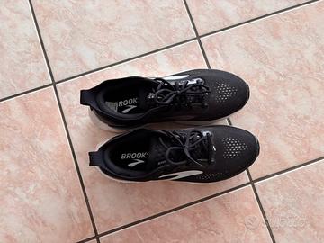 Scarpe BROOKS