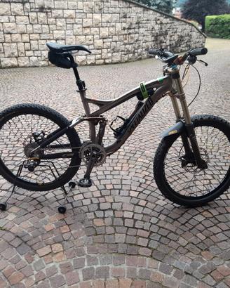 Bicicletta specialized mtb enduro