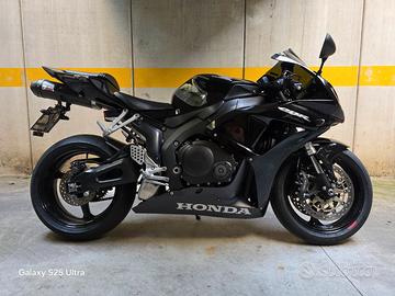 Honda CBR 1000 rr - 2006