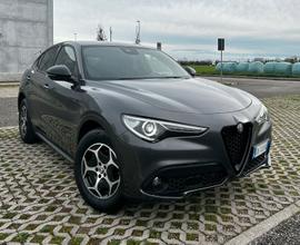 Stelvio 2.2TD 160cv at8 Sport Sprint Camera Navi