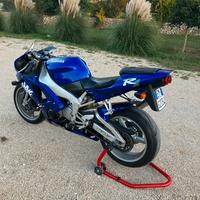 Yamaha R1