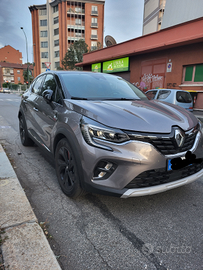 Renault captur plug in hybrid