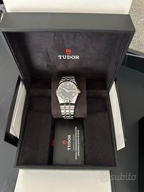 Tudor royal