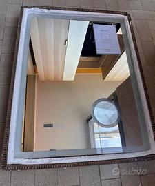 Specchio bagno LED e antiappannamento
