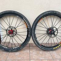 Ruote mavic crossmax slr tubless da 26 per lefty