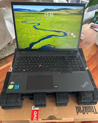 PORTATILE LENOVO 21BT00111X – Laptop Professionale