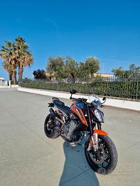 Ktm duke 790
