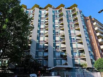 Appartamento di 128 m² con 5 locali a Milano