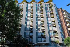 Appartamento di 128 m² con 5 locali a Milano