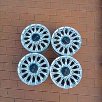 Cerchi in lega per FIAT 500 R. 15"