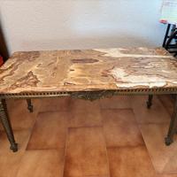 Tavolino in bronzo con lastra in onice brasiliano