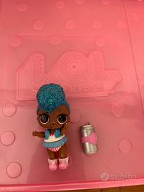 lol con capelli glitter e accesori