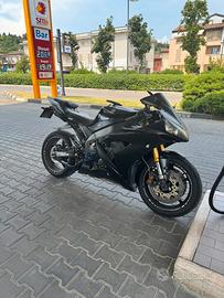 Yamaha R1 2006