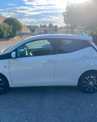 Toyota aygo 1.0 5 porte Active