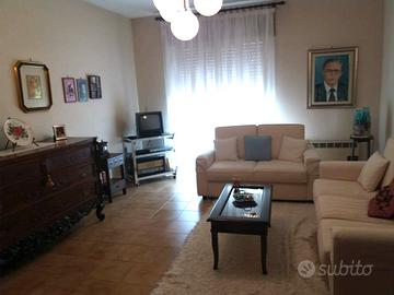 Appartamento 5 vani con garage di 30 metri quadri