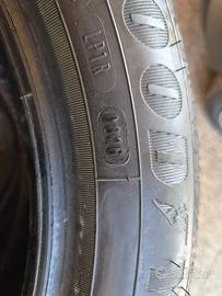 Gomme auto
